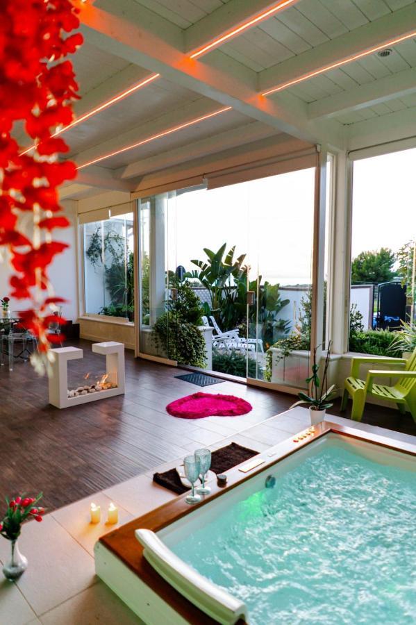 Resort Villa La Perla Sul Mare Leporano Luaran gambar
